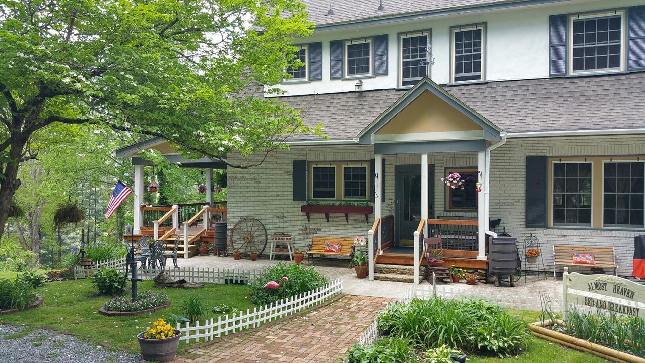 Almost Heaven Bed & Breakfast Waynesville Exterior foto